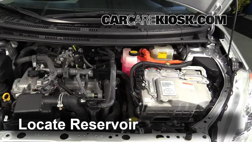 2012 Toyota Prius C 1.5L 4 Cyl. Windshield Washer Fluid